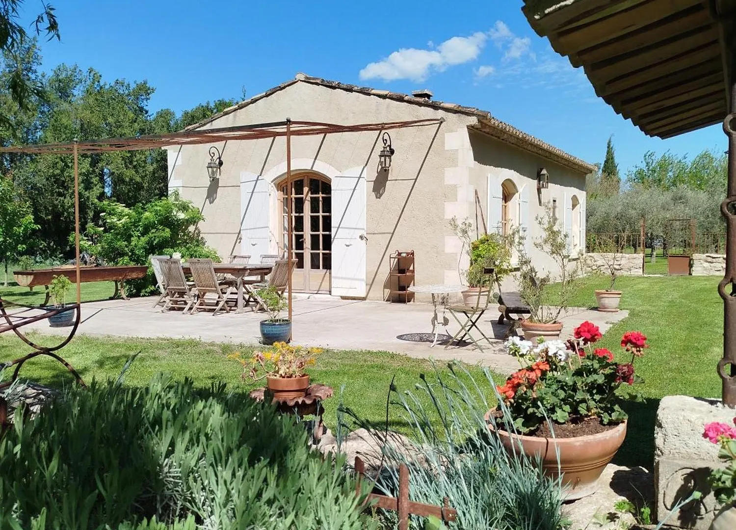 Charmante Bergerie Dans Un Cadre Bucolique Saint-Rémy-de-Provence 0*,  Francia